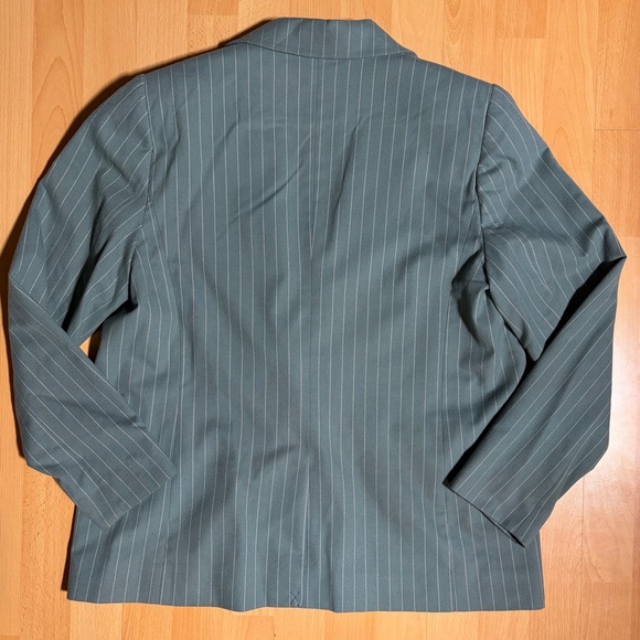 Sezane Christie Blazer Jacket Sage Green Ecru Pinstripe - Picture 10 of 12